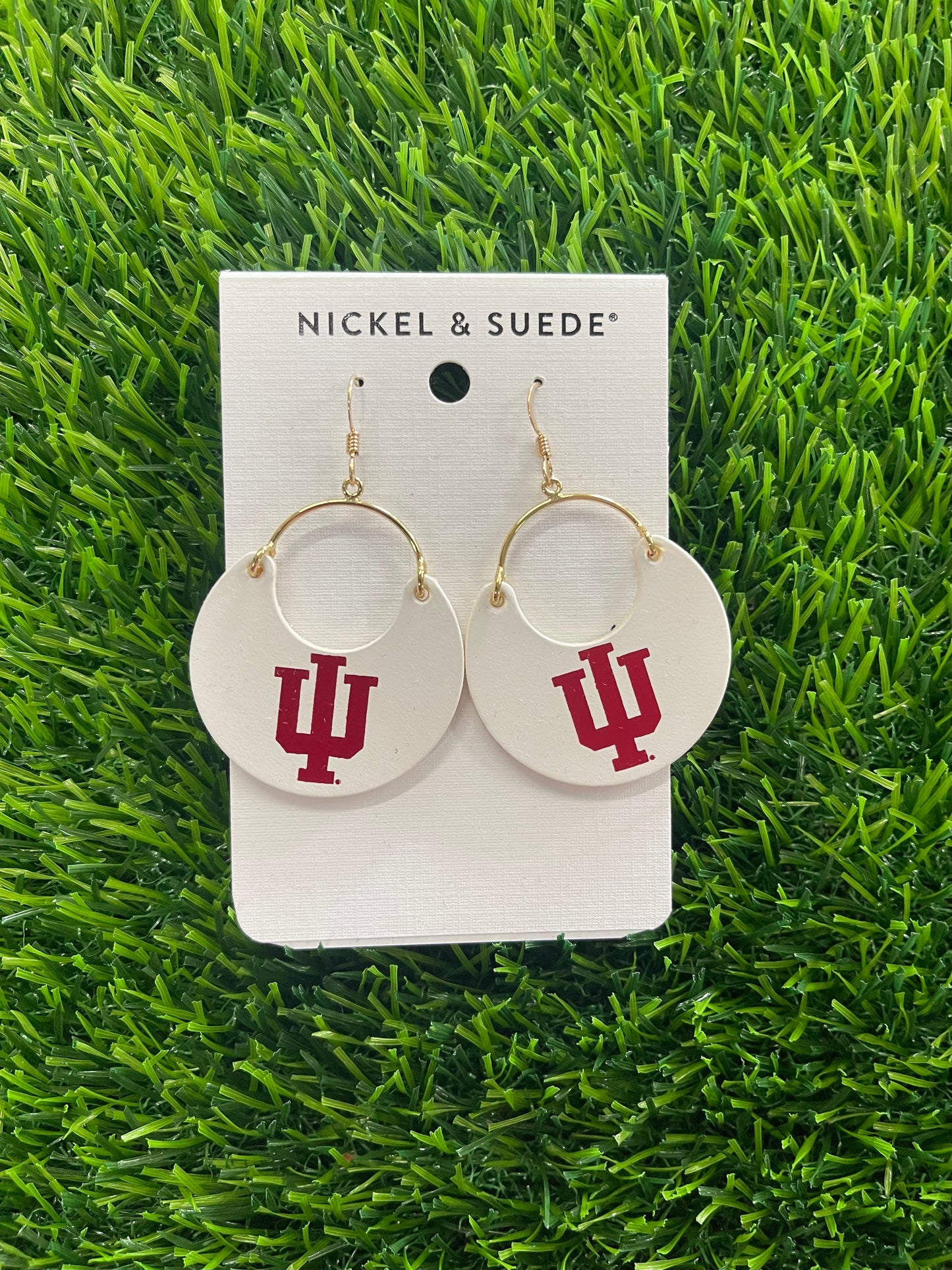IU White- Earrings
