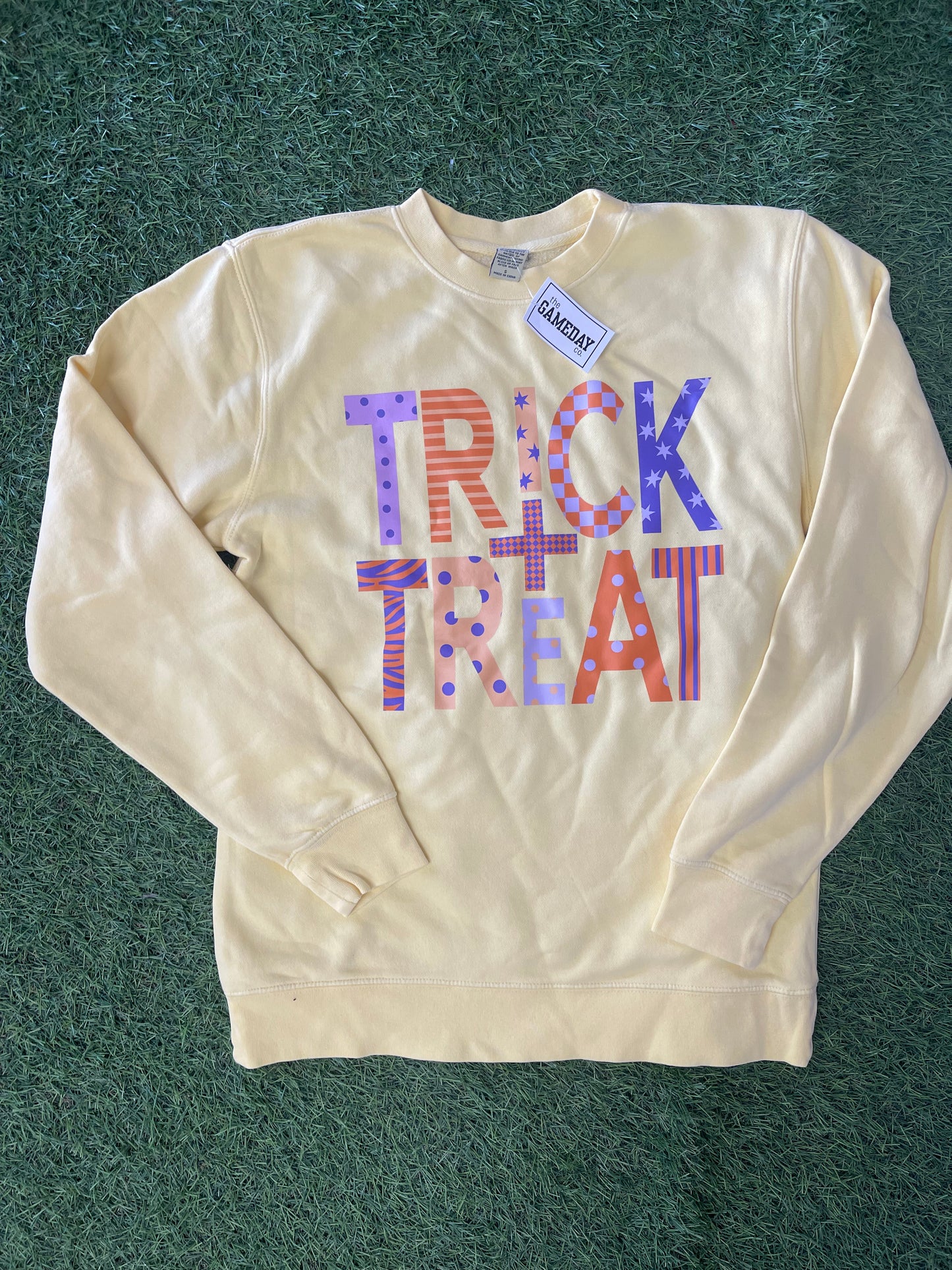 Trick + Treat Candy Pop Crew